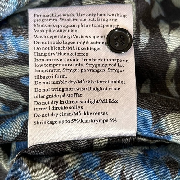 MUNTHE ALUNARIA TOP V neck long sleeve Blue Black floral-print blouse Sz 8 - Picture 15 of 16